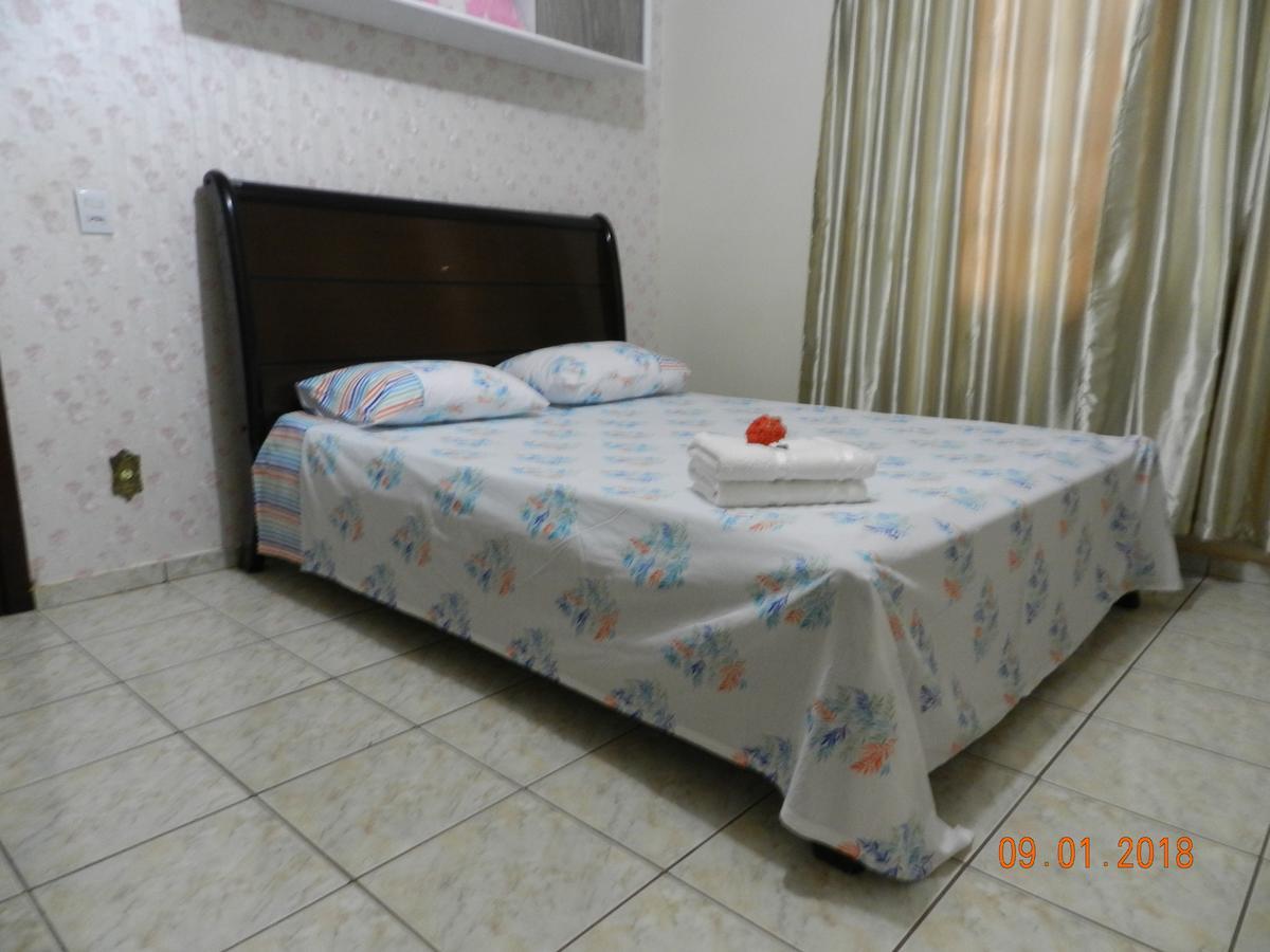 Casa Da Helo Quartos Em Foz 호텔 포스두이구아수 외부 사진