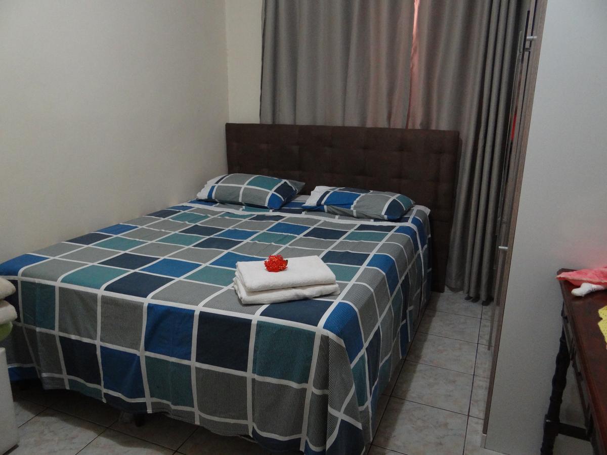 Casa Da Helo Quartos Em Foz 호텔 포스두이구아수 외부 사진