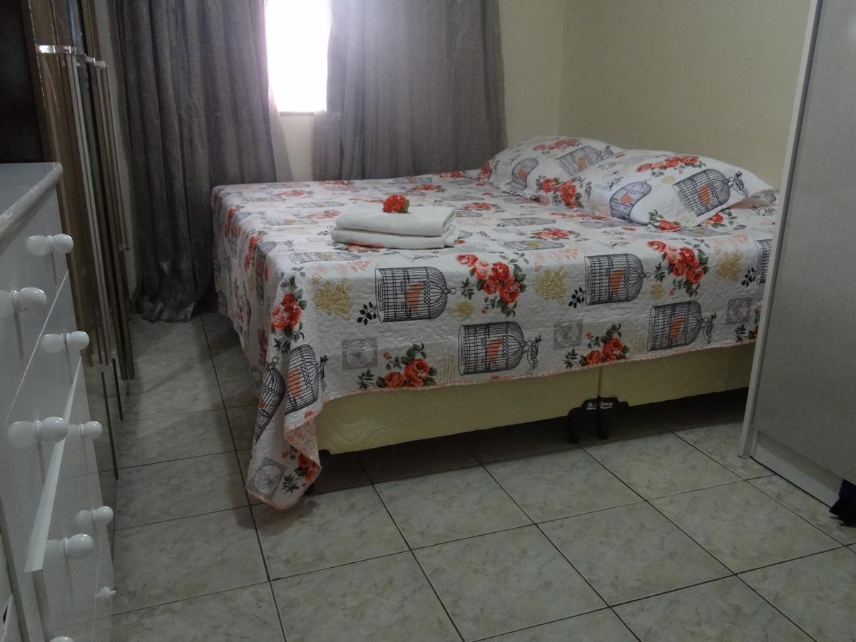 Casa Da Helo Quartos Em Foz 호텔 포스두이구아수 외부 사진